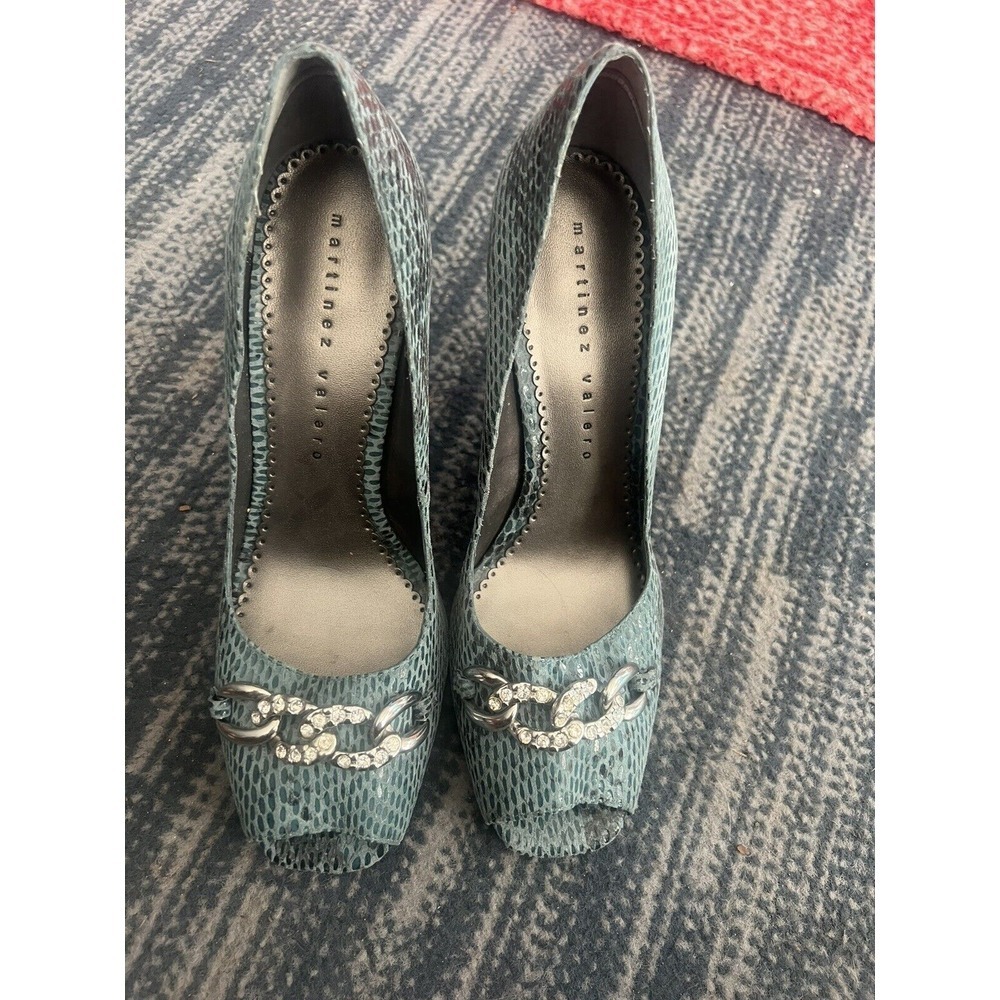 martinez valero heels Snakeskin Size 9